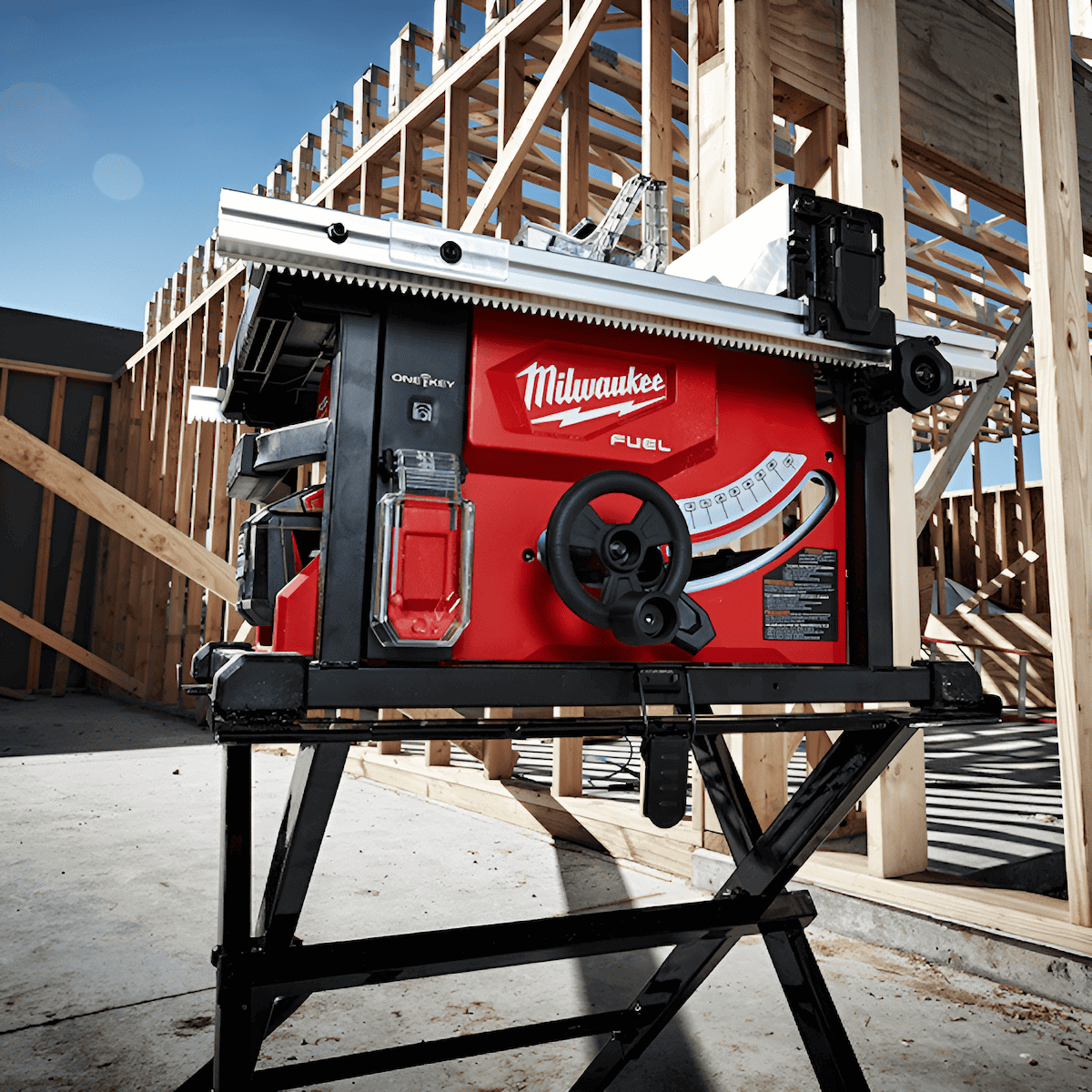 Milwaukee portable table saw